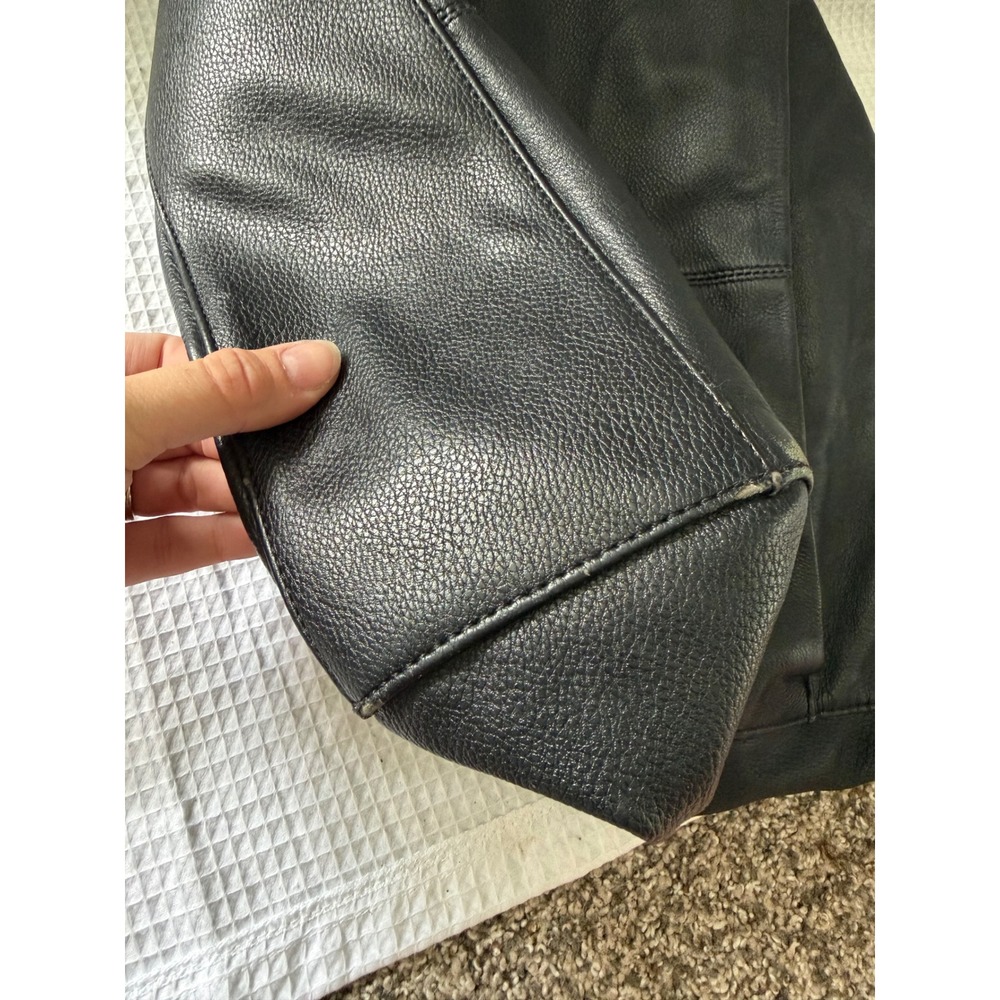 Wilsons Leather Black Pebbled Leather Hobo Bag Braided Strap Gold Chain Accent - Picture 5 of 5